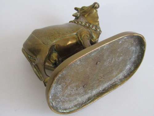 Vintage solid Indian Brass Cow ornament in excellent and aged condition, 18cm x 16cm and is 2kg