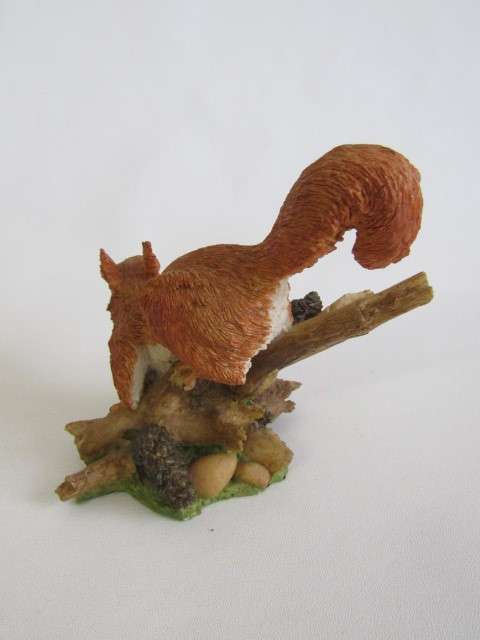 Lot of 4 collectable Animal figurines, Crown Staffordshire, Ansley and Teviotdale, excellent cond