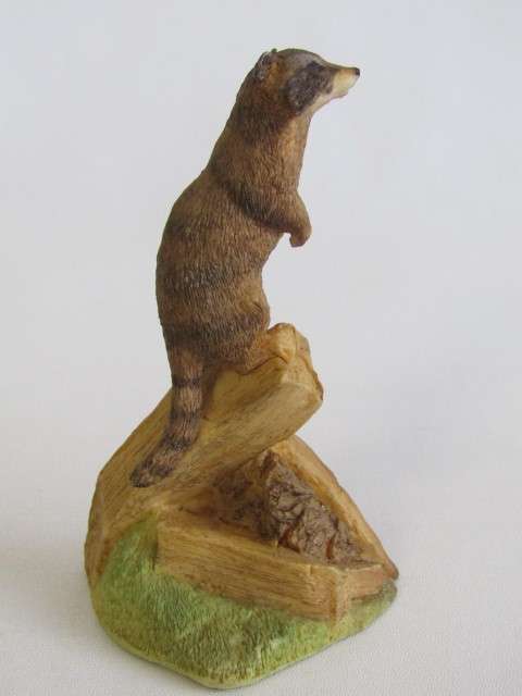 Lot of 4 collectable Animal figurines, Crown Staffordshire, Ansley and Teviotdale, excellent cond