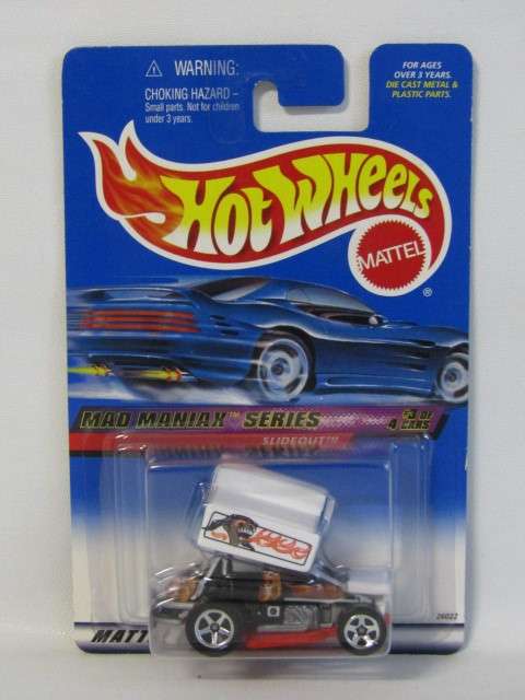 Lot of 2 collectable 1999 Hot Wheels die cast models "Mad Maniax" collector #19, 1 boxed and 1 loose