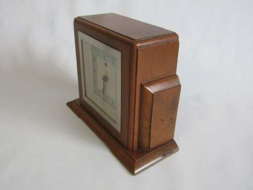 Vintage Temco art deco Electric Mantle Clock, wooden construction, excellent Working condition, 20cm