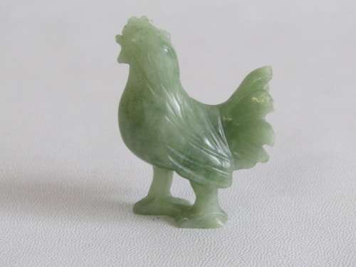 Lot of 2 carved natural Jadeite Figurines, Rooster and Pig *Crazy R1 start auctions at Port No.5*