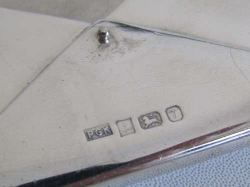 Hallmarked sterling Silver Business Card Holder with hinged Lid, Birmingham 1993, 9x6cm, 86.5g