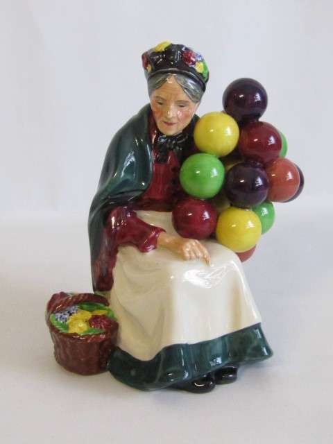 Original large 1930's Royal Doulton porcelain Figurine "The Old Balloon Seller" HN1315, 19cm,perfect