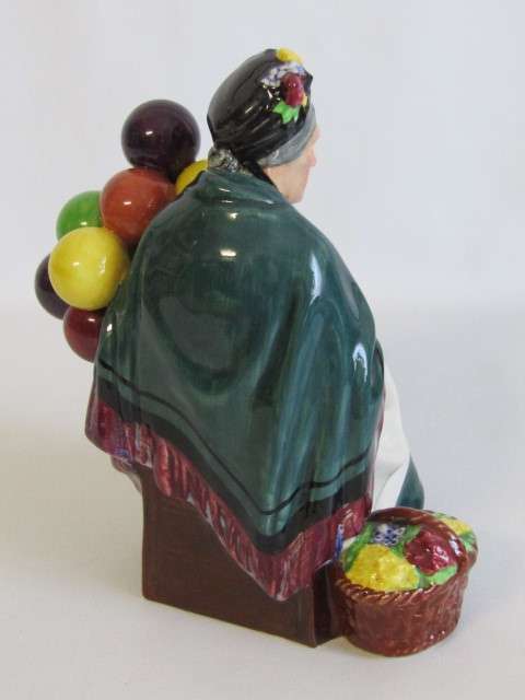Original large 1930's Royal Doulton porcelain Figurine "The Old Balloon Seller" HN1315, 19cm,perfect
