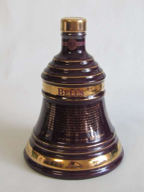Collectable Christmas 2002 Bells Old Scotch Whisky 750ml in Wade decanter, Boxed, full and sealed