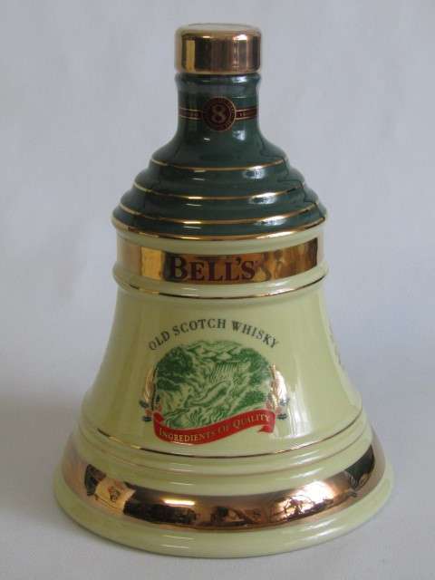 Original Christmas 1998 Bells Old Scotch Whiskey, 750ml, original Box, full and sealed