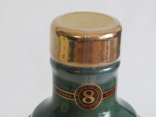 Original Christmas 1998 Bells Old Scotch Whiskey, 750ml, original Box, full and sealed