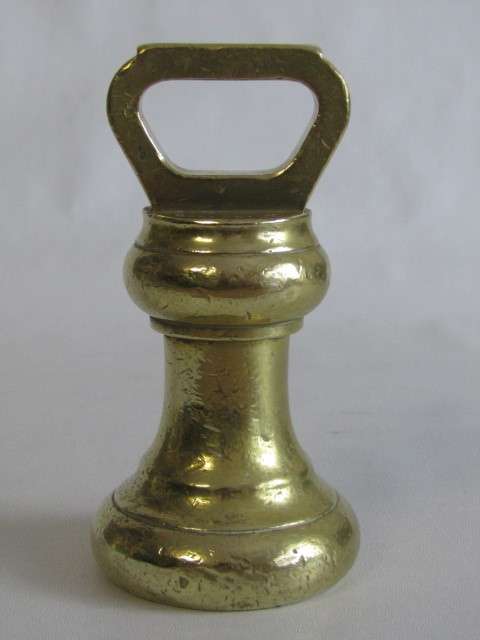 Vintage lot of 2 original solid Brass Bell Weights, 2Lb and 4Lb W&T Avery Ltd, excellent condition
