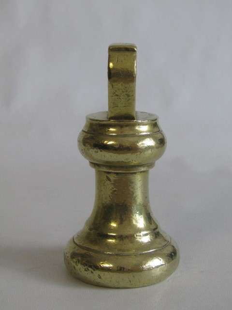 Vintage lot of 2 original solid Brass Bell Weights, 2Lb and 4Lb W&T Avery Ltd, excellent condition