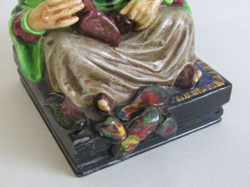 Vintage original Royal Doulton Figurine "The Gobbler" HN1706, excellent condition, large 21cm tall