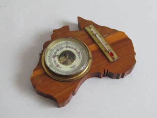 Vintage original Becon 900 Barometer and Thermometer mounted on wooden base, W. Germany, working