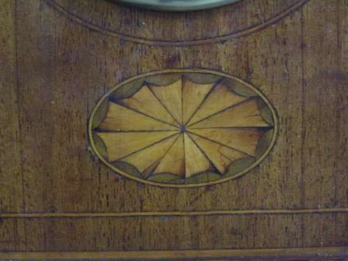 Edwardian mahogany Mantle Clock with decorative wooden inserts and brass fittings, with Key, 21cm