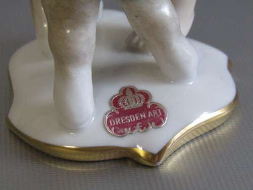 Vintage lot of 2 original porcelain Figurines, Hutschenreuther and Alka, excellent cond, 17cm  13cm