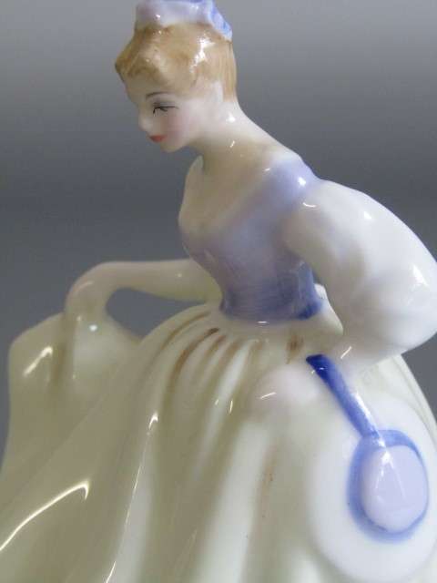 Original vintage 1962 Royal Doulton Figurine "Fair Lady" HN3216, 9.5cm, prestine condition