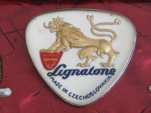 Vintage original Czechoslovakian Piano Accordian, Lignatone, excellent and working condition