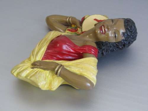 Original 1959 Bossons Chalkware Wall Hanging sculpture "Gypsey Girl" 21cm x 20cm, excellent cond.