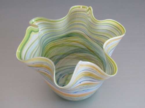 Magnificent original Murano "Handkerchief" art glass Vase in prestine condition, 21cm(d) x 18cm(h)