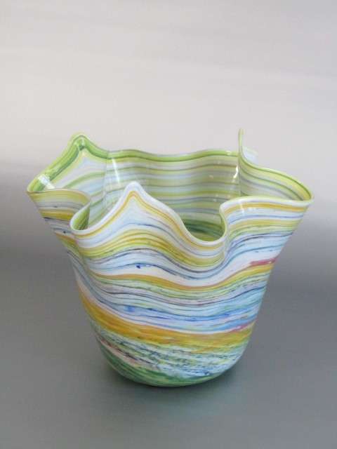 Magnificent original Murano "Handkerchief" art glass Vase in prestine condition, 21cm(d) x 18cm(h)