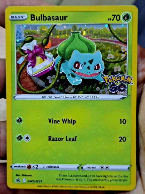 Pokemon Trading Cards - Bulbasaur - SWSH231 - Cosmos Holo Rare - Promo  (NM)