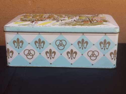 Vintage Jacaranda tin