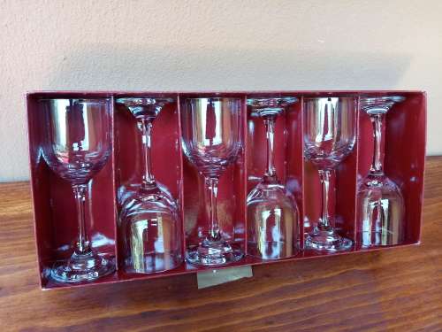 Set of 6 Chatsworth Sherry glasses in original box