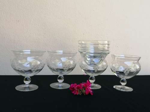 4 Grape cut Entree glasses