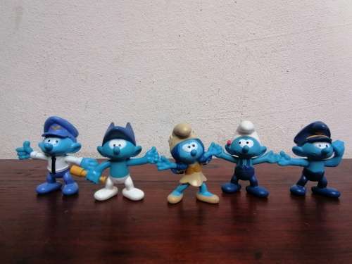 24 pieces Smurfs