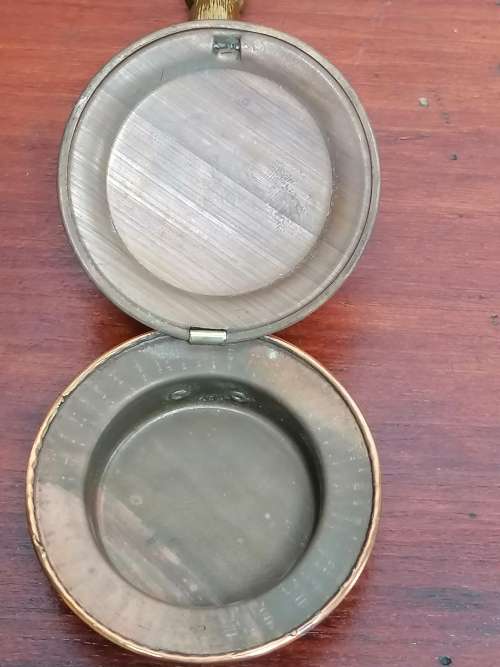 Small Ornamental Mayflower bed warmer wall decal