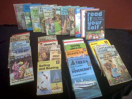 33 OLD LADYBIRD BOOKS