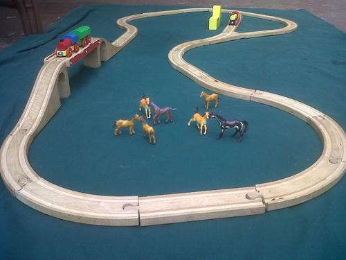 WOODEN TRAIN SET