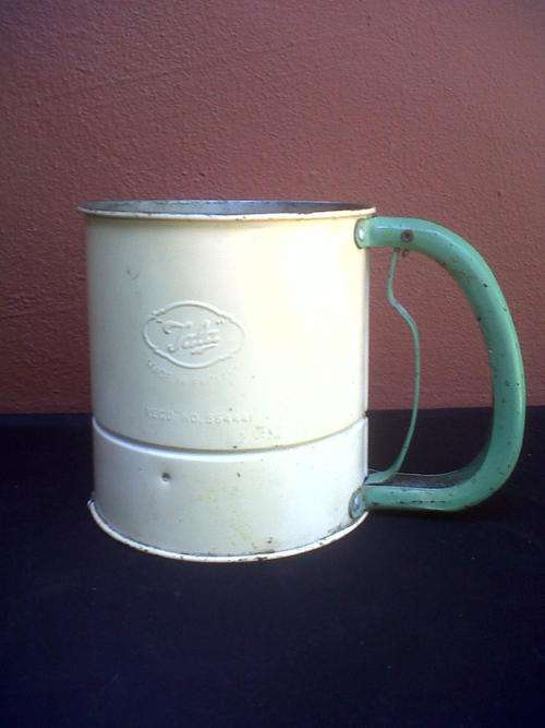 Vintage English made 'Tala' Sieve