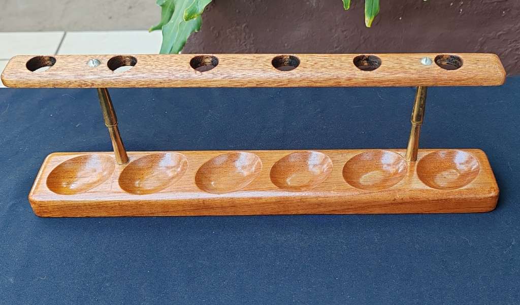 Teak wood Pipe holder