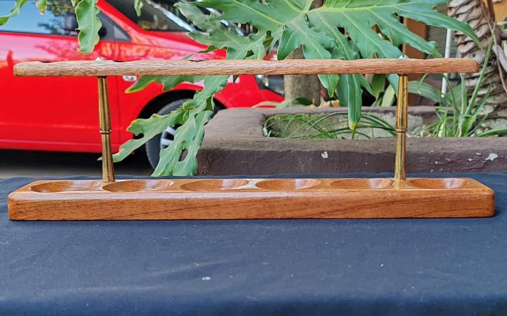 Teak wood Pipe holder