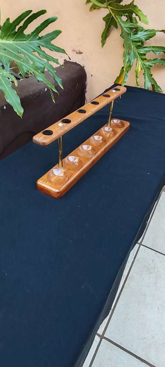 Teak wood Pipe holder