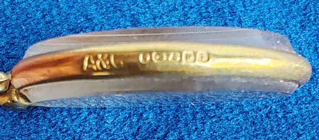 Beautiful Antique 9k Gold keepsake locket