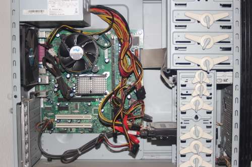 Intel Core 2 CPU 6300 1.8GHZ 2GB RAM 160GB