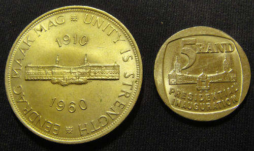 Union Buildings in Pretoria : Mandela Inauguration R5 of 1994 plus the SILVER CROWN of 1960