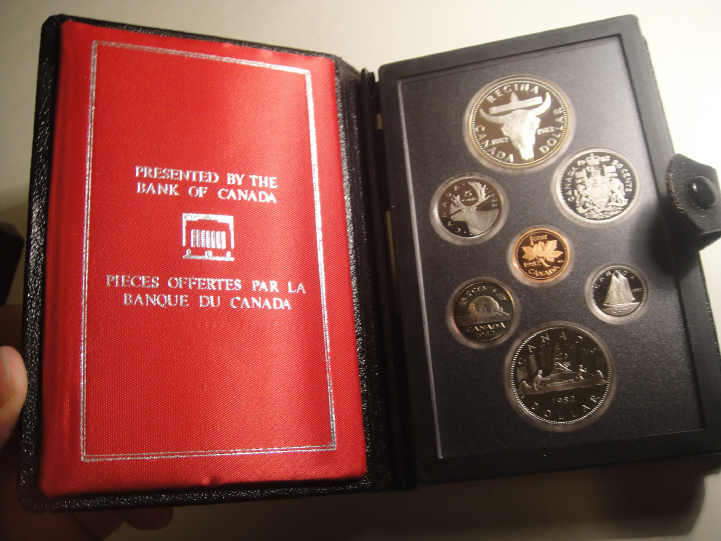 Canada : 1982 Proof Set with Bison Silver Dollar