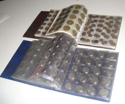 Massive RSA second decimal (1965-1989) Coin Collection in 2 albums (approx. 867 coins)