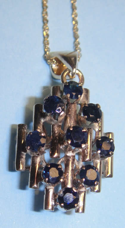 9ct Yellow GOLD Antique Chain & Pendant set with 9 Sapphires valued at R9 000