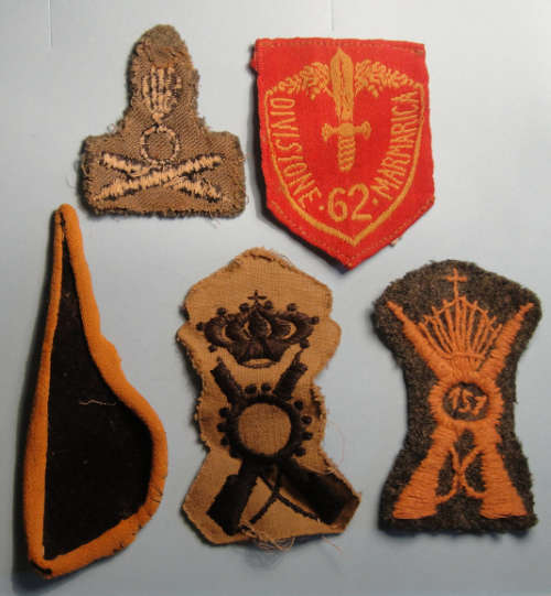 Five Italian Second World War Cloth Badges