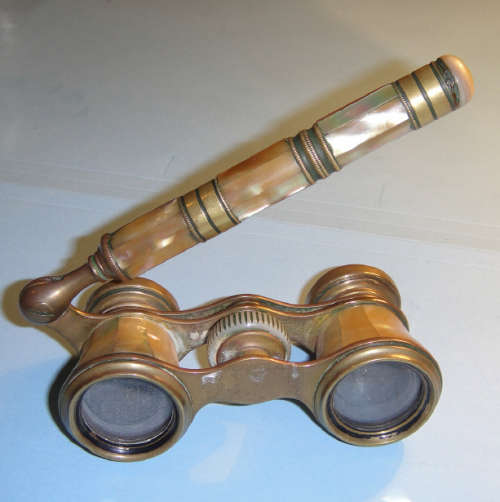 Antique French mother-of-pearl Opera Glasses (Iris, Paris)