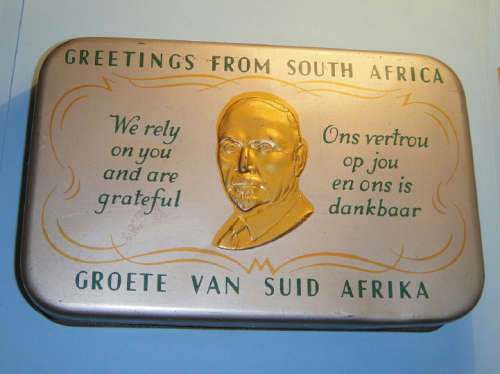 Second World War Chocolate Tin Box : Jan Smuts : Greetings from South Africa