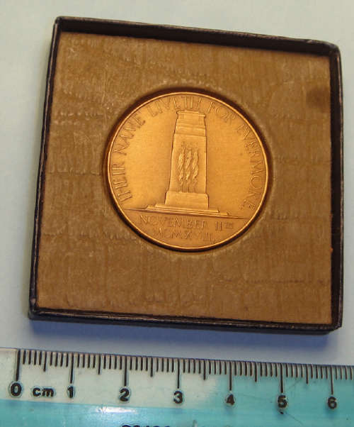 First World War : Bronze Medal commemorating the unveiling of the Cenotaph, Whitehall.