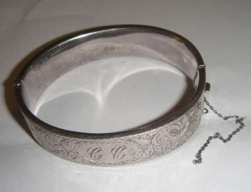 Sterling Silver Bracelet hallmarked for Chester 1939 by Joseph Smith & Sons