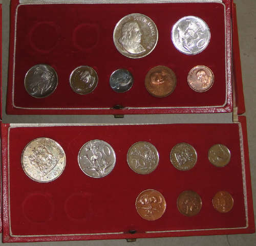 Republic of South Africa : Sort Proof Sets in Red Boxes of 1968 and 1972