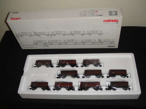 MARKLIN HO 46030 10-piece Railway Car Set