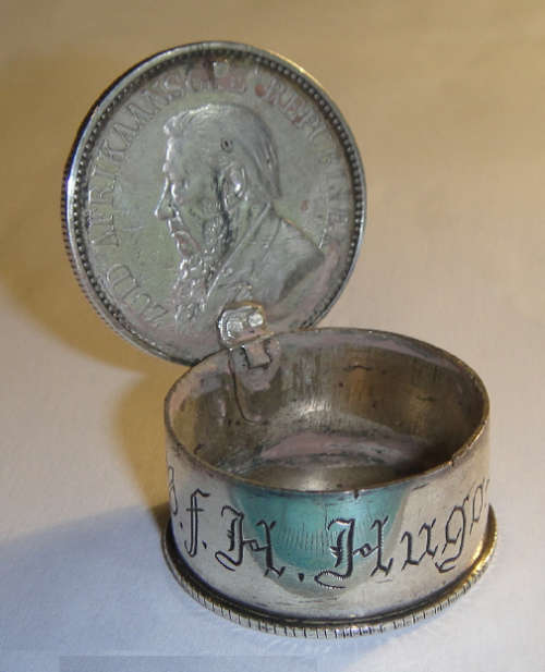 Anglo Boer War P.O.W. Silver Box made from a ZAR Half Crown (PFH Hugo 1902)