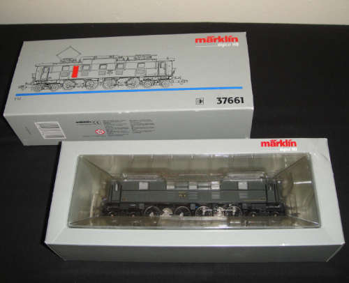 MARKLIN Digital HO 37661 E52 Locomotive